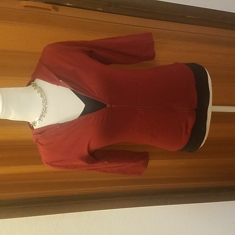 DIVA BURGUNDY ZIP UP HOODY